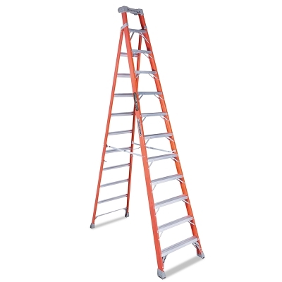 12' ADVENT FIBERGLASS STEP LADDER 300LB.